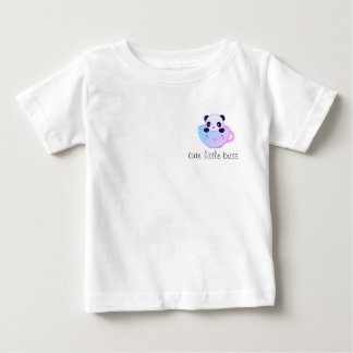 Camiseta Para Bebê Cute Little Boss – Kawaii Panda in a Cup Sticker 