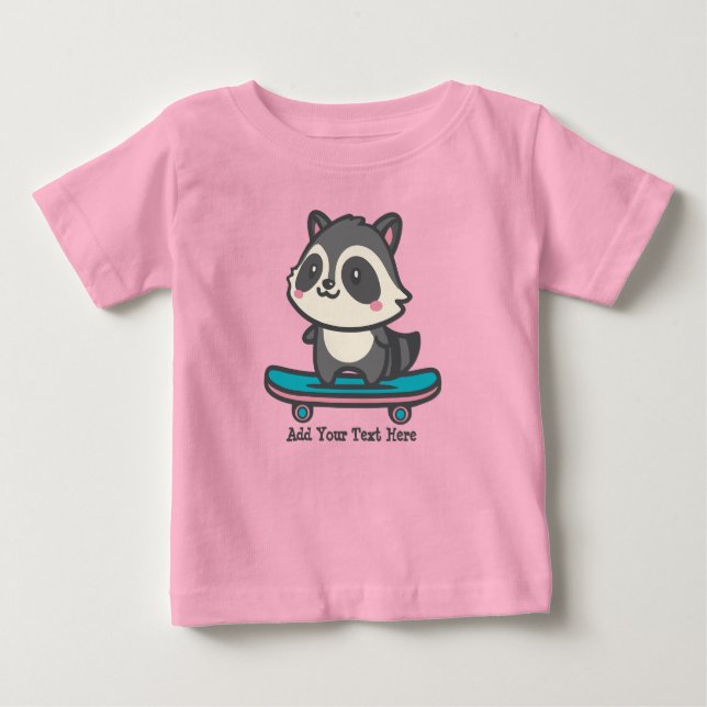 Camiseta Para Bebê Cute Raccoon em um skate Texto personalizado (Frente)