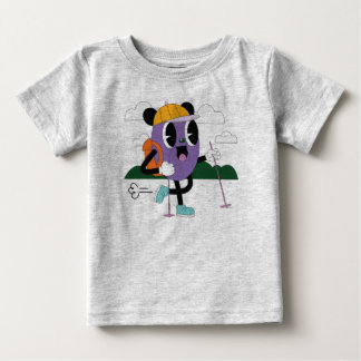 Camiseta Para Bebê “Cute Skiing Adventure – Fun Winter Cartoon Charac