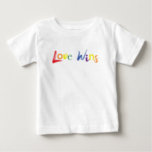 Camiseta Para Bebê design de Amor Colorido, alegre e criativo ganha