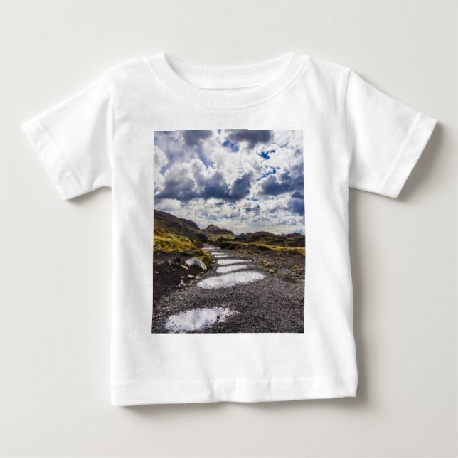 Camiseta Para Bebê Dia da Chuva em Torres Del Paine NP (Frente)