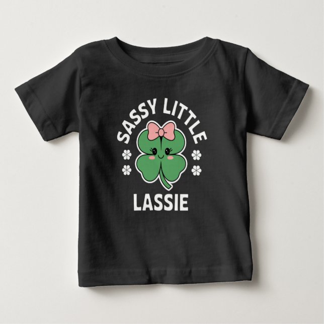 Camiseta Para Bebê Dia de São Patrício Sassy Little Lassie Kids (Frente)