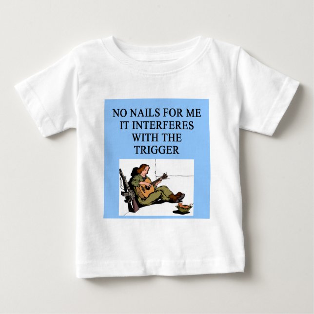 Camiseta Para Bebê disparar piadas de arma (Frente)
