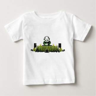 Camiseta Para Bebê DJ Panda se apresentando no palco do Festival Bamb
