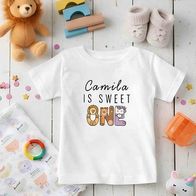 Camiseta Para Bebê Doce Selvagem Personalizado Um primeiro aniversari (Criador carregado)