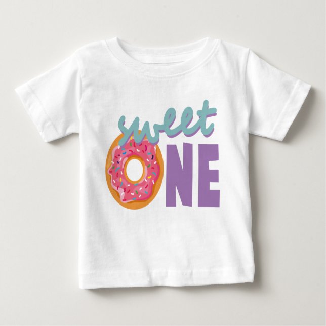 Camiseta Para Bebê Doce Uma Menina Primeira Rosquinha de Aniversário  (Frente)