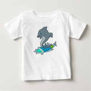 Camiseta Para Bebê Dolpin como Surfer com Surfboard