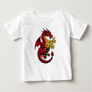 Camiseta Para Bebê Dragão Vermelho Segurando um Buquê de Narcisos 2