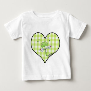 Camiseta Para Bebê Dragon Fly em um coração verde de gingham