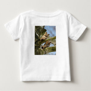 Camiseta Para Bebê Duas corujas nos bosques, aves, vida selvagem