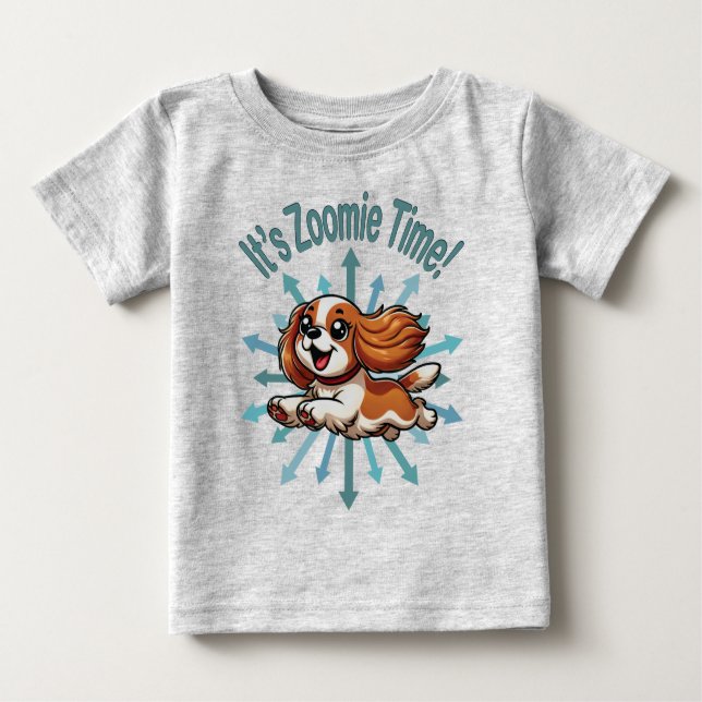 Camiseta Para Bebê É Zoomie Time Cavalier Spaniel (Frente)