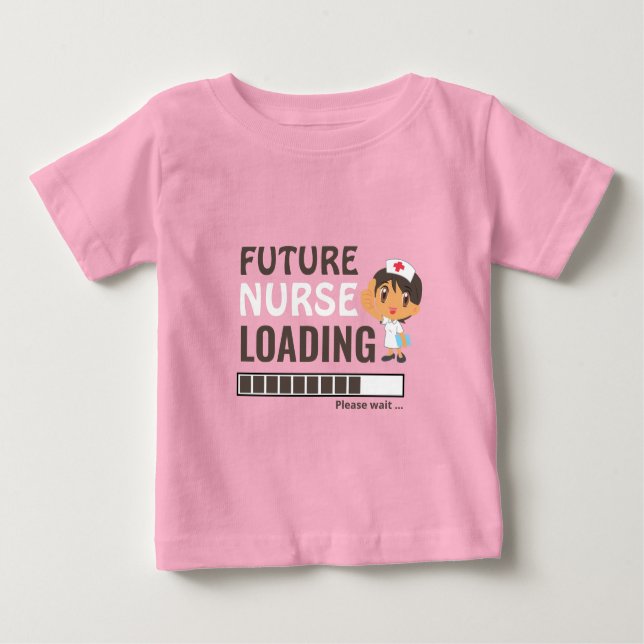 Camiseta Para Bebê Enfermeira Futura Carregando Rosa Engraçado Torne  (Frente)