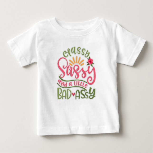 Camiseta Para Bebê Engraçado, Sassy E Um Pouco Mal Assy Sassy Fri (Frente)
