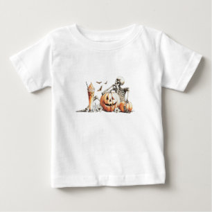 Camiseta Para Bebê Esqueleto com abóbora e bebida. Dia das Bruxas.