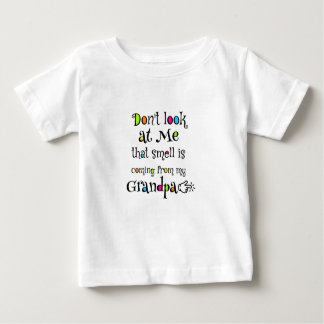 Camiseta Para Bebê Esse cheiro vem do meu avô!