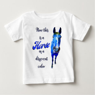 Camiseta Para Bebê Este É Um Cavalo De Cor Diferente Em Azul