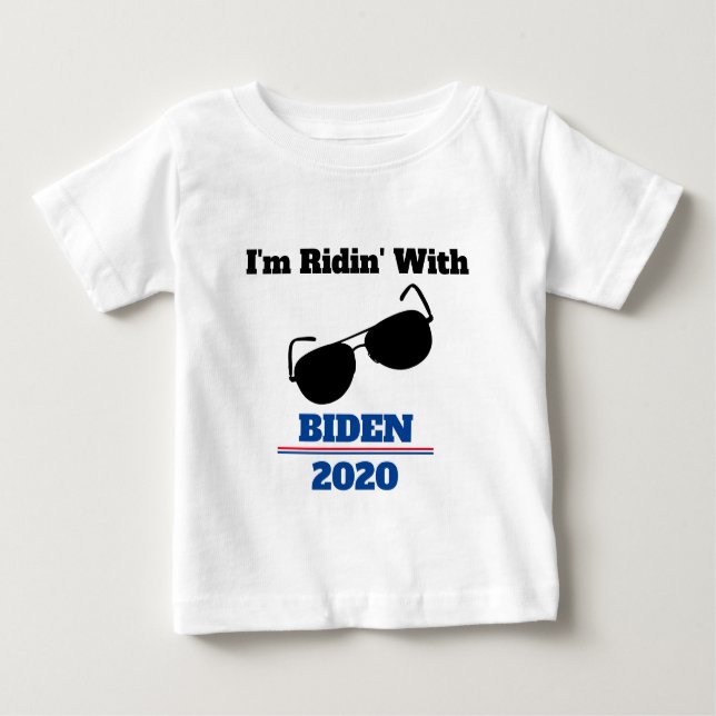 Camiseta Para Bebê Estou a Ridin com o Biden em 2020 (Frente)