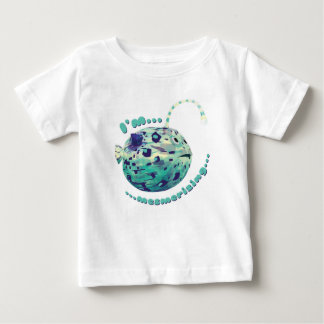 Camiseta Para Bebê "Estou me Mesmerizando..." O peixe-lanterna perceb