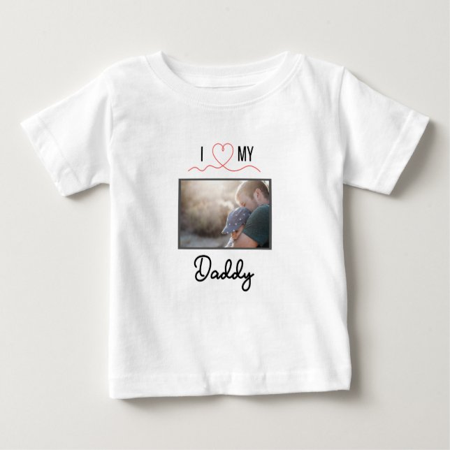 CAMISETA PARA BEBÊ EU AMO MINHAS ROUPAS DE BEBÊ PAI FOTO PERSONALIZAD (Frente)