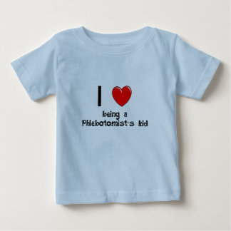 Camiseta Para Bebê Eu amo ser t-shirt do miúdo de um Phlebotomist