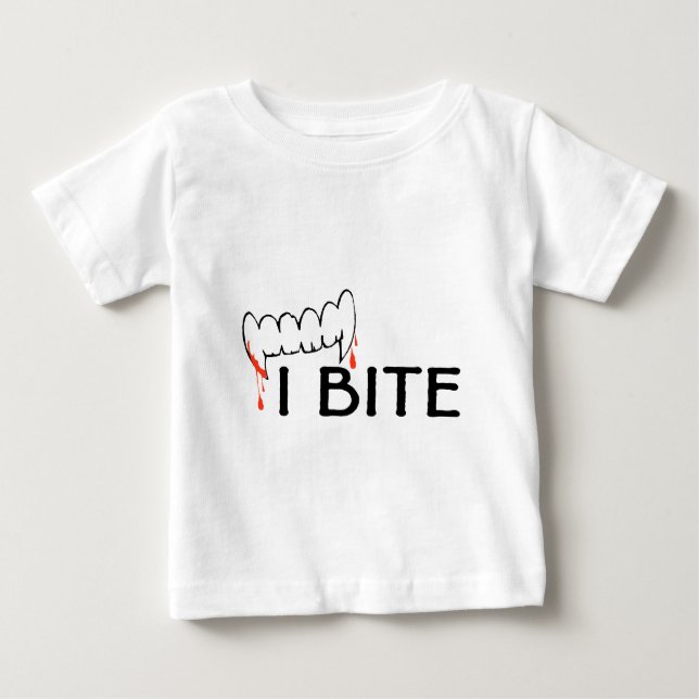 Camiseta Para Bebê Eu mordo (os dentes e o sangue) (Frente)