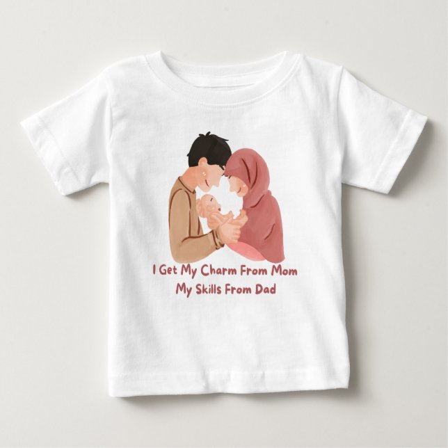 Camiseta Para Bebê 👶 "Eu Recebo Meu Charme Da Mãe, Minhas Habilidade (Frente)