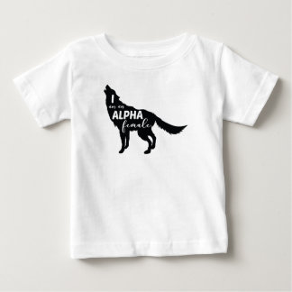 Camiseta Para Bebê Eu sou uma Alfa Mulher do Lobo