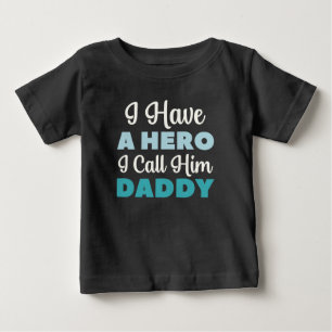 Camiseta Para Bebê Eu Tenho Um Herói A Quem Chamo De Papai