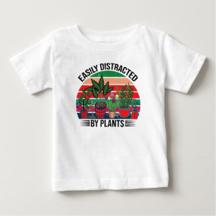 Camiseta Para Bebê Facilmente Distraída Por Plantas De Jardinagem