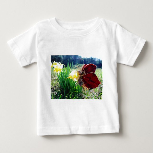 Camiseta Para Bebê Fada nos Daffodils (Frente)