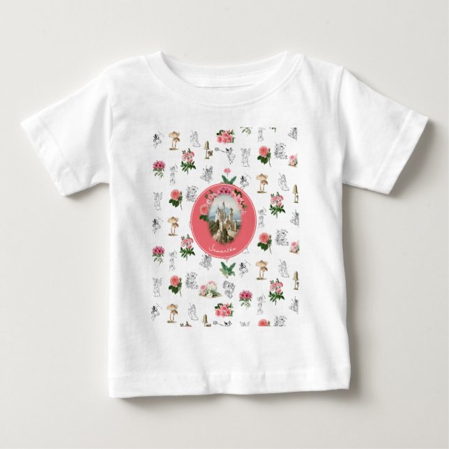 Camiseta Para Bebê Fadas Flor de Rosa Pêssego Cogumelo Castelo Monogr (Frente)