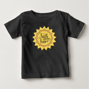 Camiseta Para Bebê fé sobre medo