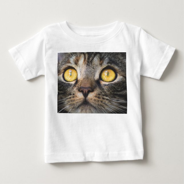 Camiseta Para Bebê Fechamento de Gato com Olhos Amarelos (Frente)
