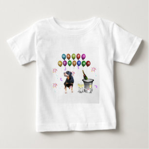 Camiseta Para Bebê Feliz ano novo Rottweiler