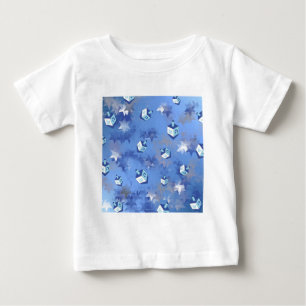 Camiseta Para Bebê Feliz Hanukkah Estrelas Cadentes e Dreidels