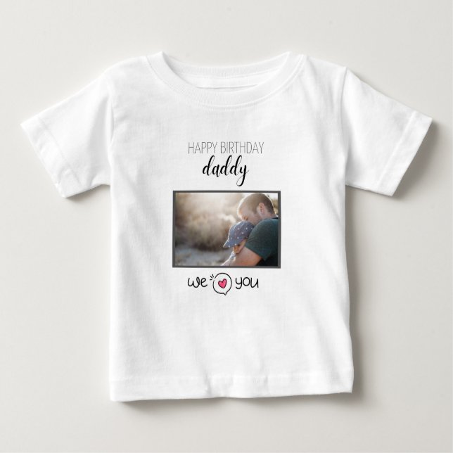 CAMISETA PARA BEBÊ FELIZ ROUPAS PERSONALIZADAS DE PAI DE ANIVERSÁRIO (Frente)