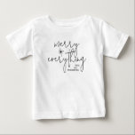 Camiseta Para Bebê Feliz Tudo Natal<br><div class="desc">As palavras "feliz tudo" destacam esta camiseta bebê personalizada com seu nome familiar em letra chic (deixe o vazio se você não quiser que ela seja impressa). Excelente para você ou dar como presente. CORRESPONDENTE a itens na nossa coleção.</div>