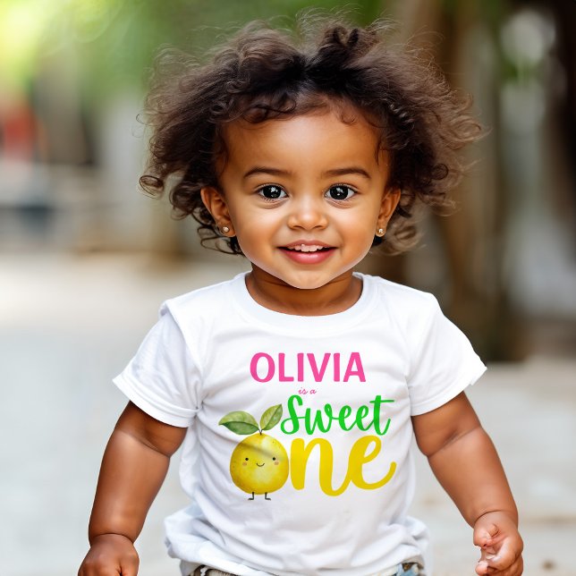 Camiseta Para Bebê Festa de aniversário de limonada rosa doce (Sweet one pink lemonade birthday party cute lemon  personalized name T-Shirt party supplies)