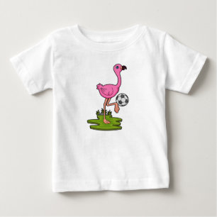 Camiseta Para Bebê Flamingo como jogador de futebol com futebol
