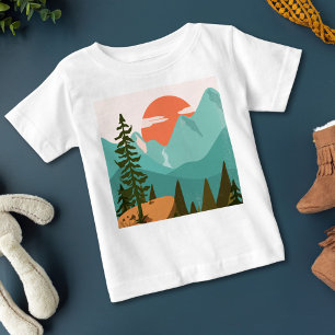 Camiseta Para Bebê Floresta Abstrata Moderna, Montanhas e Nascer do S