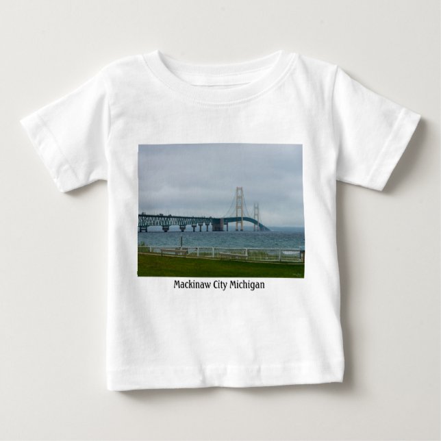 Camiseta Para Bebê Foggy Mighty Mac (Frente)