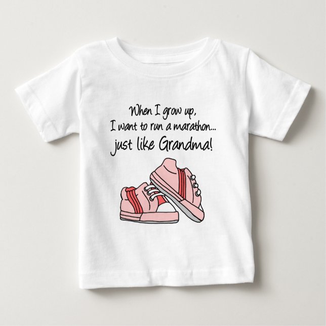 Camiseta Para Bebê Funcione a maratona apenas como minha avó (Frente)
