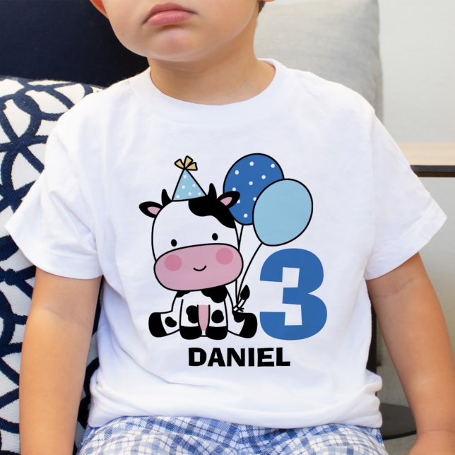 Camiseta Para Bebê Garoto aniversário de 3 anos Cute Cow Personalizad (Criador carregado)