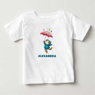 Camiseta Para Bebê Gatinho bonitinho com guarda-chuva dançando na chu
