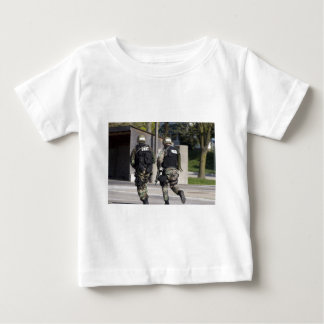 CAMISETA PARA BEBÊ GOLPE
