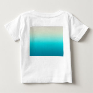 Camiseta Para Bebê Gradiente Abstrato Azul Água Fundo Ombre Suave