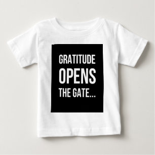 Camiseta Para Bebê Gratidão Abre a citação inspiradora do Portão