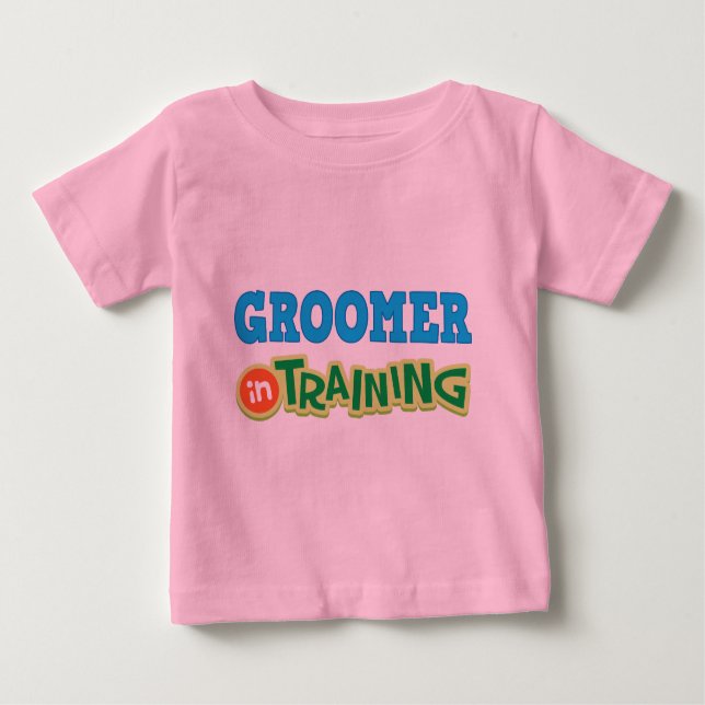Camiseta Para Bebê Groomer no treinamento (futuro) (Frente)