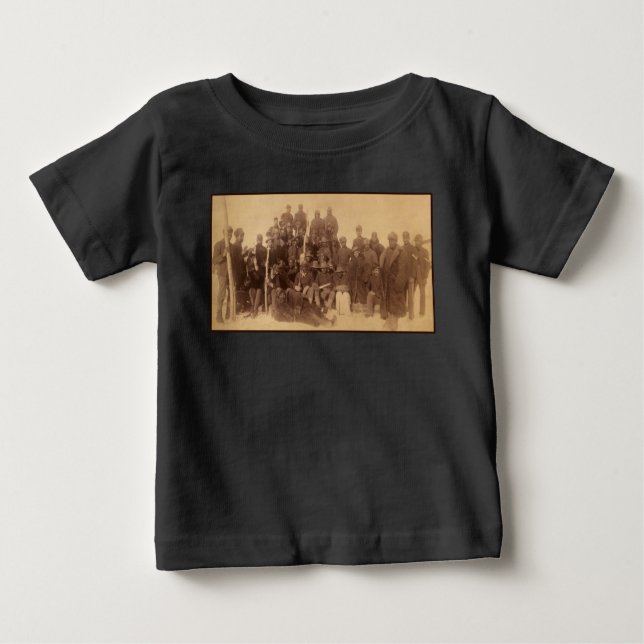 Camiseta Para Bebê Guerreiros de Buffalo: Cavalaria Negra Americana L (Frente)