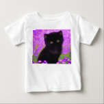 Camiseta Para Bebê Gustav Klimt Cat<br><div class="desc">Baby T-Shirt com um gato Gustav Klimt! Este gatinho fluffy fica num campo verde de flores roxas. Um presente perfeito para amantes de gatos e entusiastas de arte austríacos!</div>